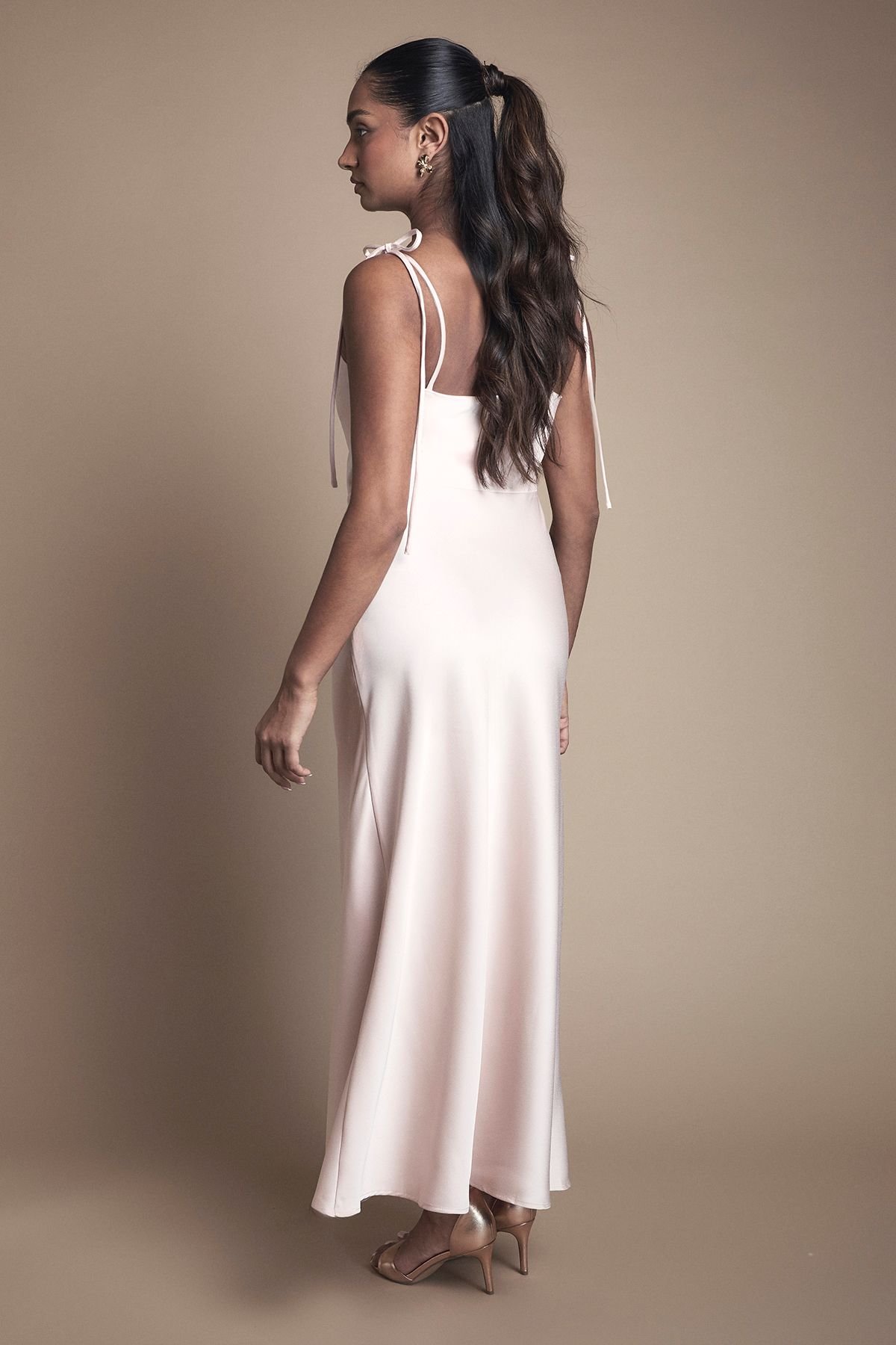 Oasis Oasis Women's Spaghetti Strap Cowl Front Bridesmaid Midi Dress in Blush - 3