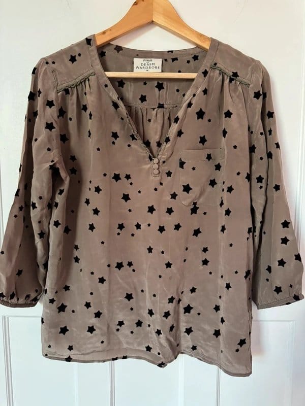 Pyrus london 100% silk star print floaty blouse in brown and black by PYRUS for Denim Wardrobe - 1