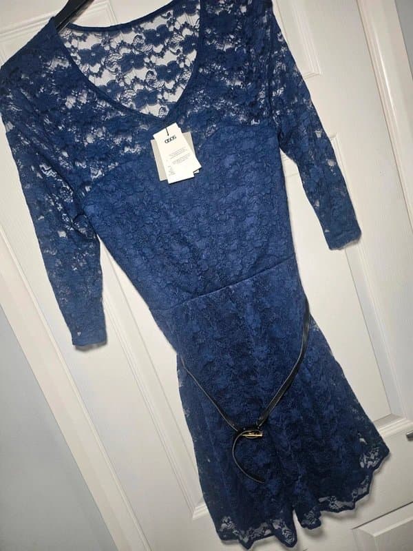 ASOS Navy lace dress with black belt. Size UK16. New with tags.