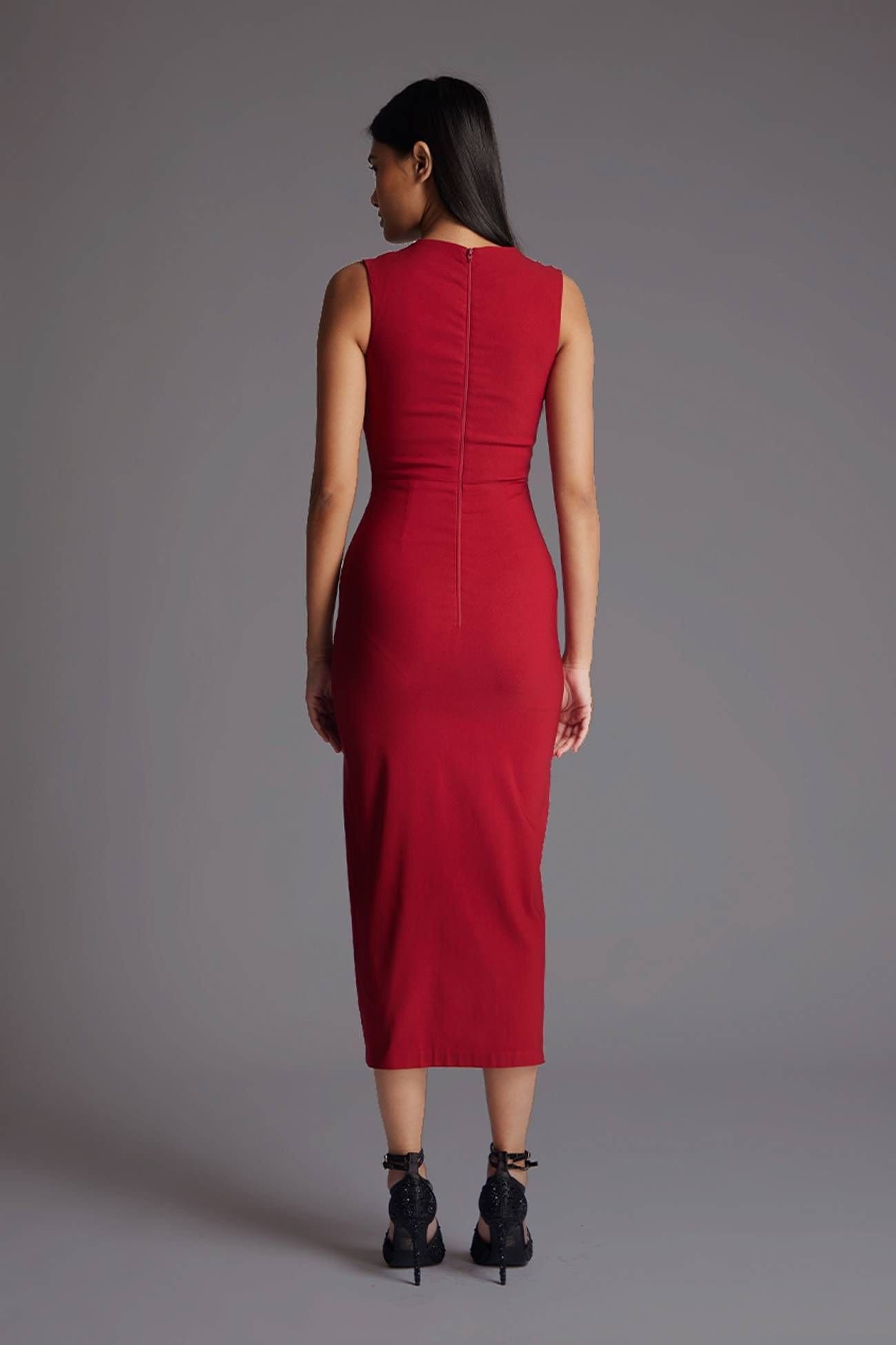Vesper Vesper Women's Asymmetric Neckline Midaxi Dress in Wine - 4