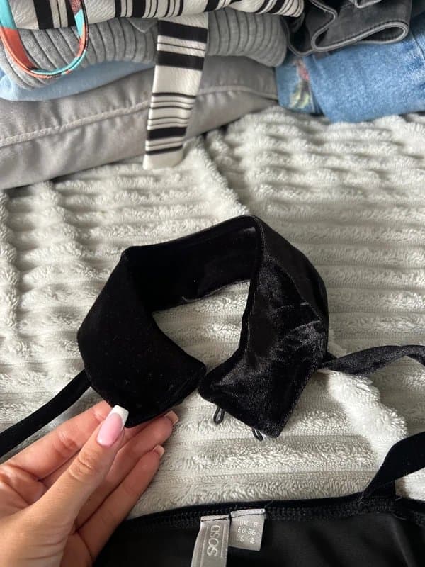 ASOS Asos Long Sleeve Velvet Crop Top with Neck Choker