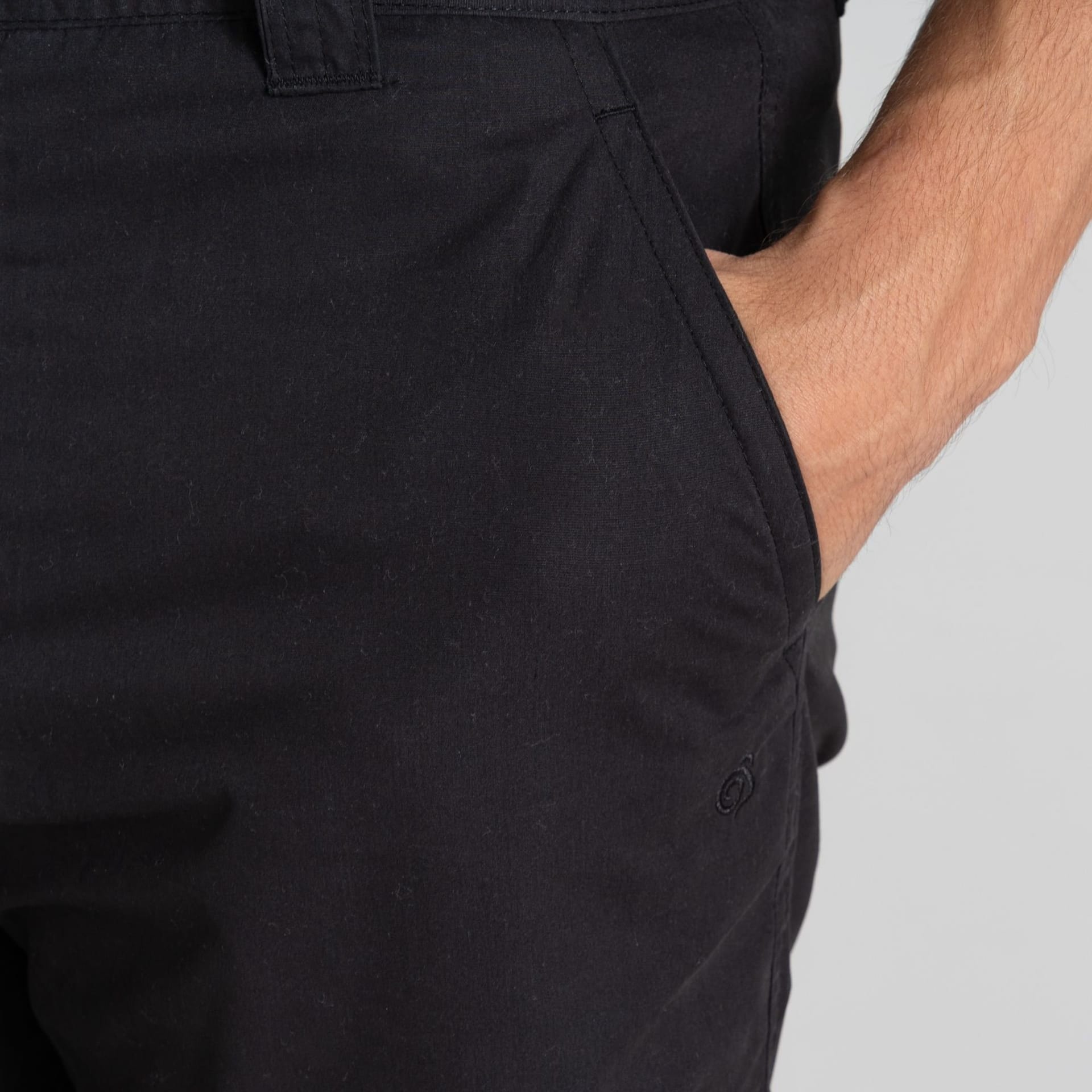 Craghoppers Craghoppers Men's Brisk Water Repellent Agile Short in Black - 4