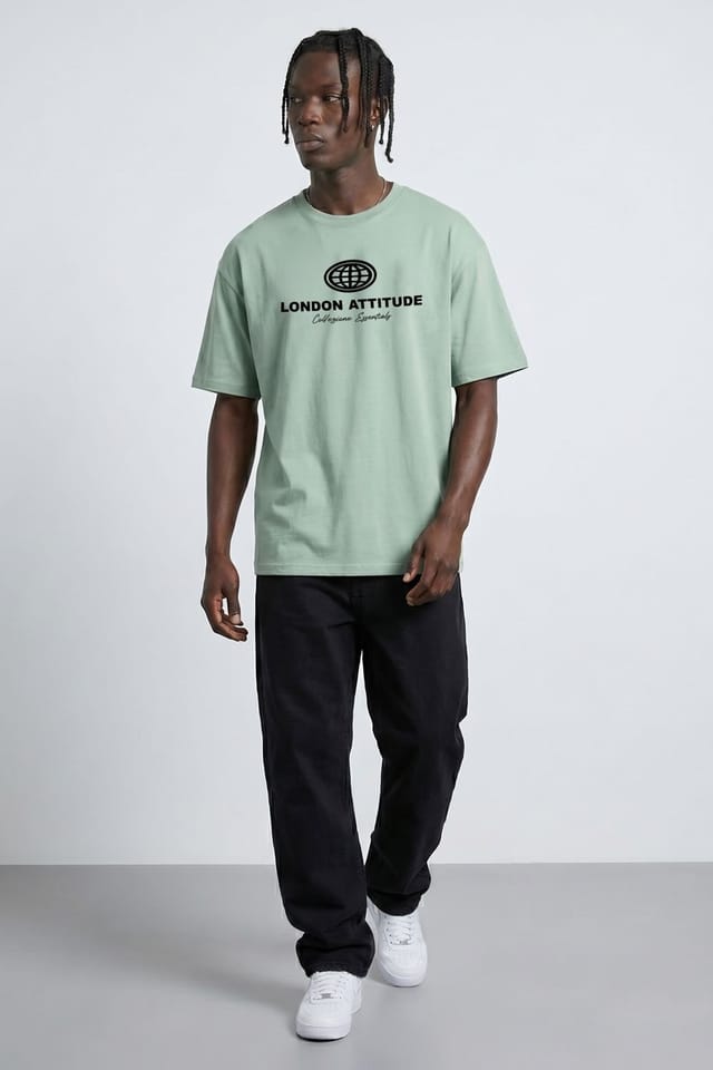 LONDON ATTITUDE LONDON ATTITUDE Men's Essential Globe Logo Premium Cotton T-Shirt in Pale Green - 3