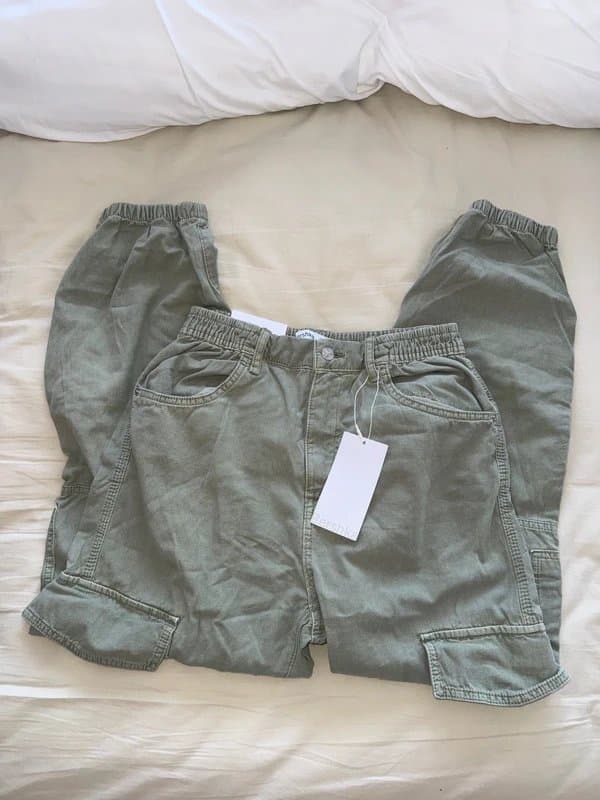 Bershka Bershka green jogger cargo pants
