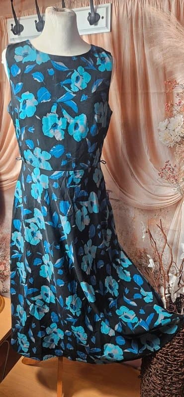Papaya Pretty papaya floral summer dress size 12