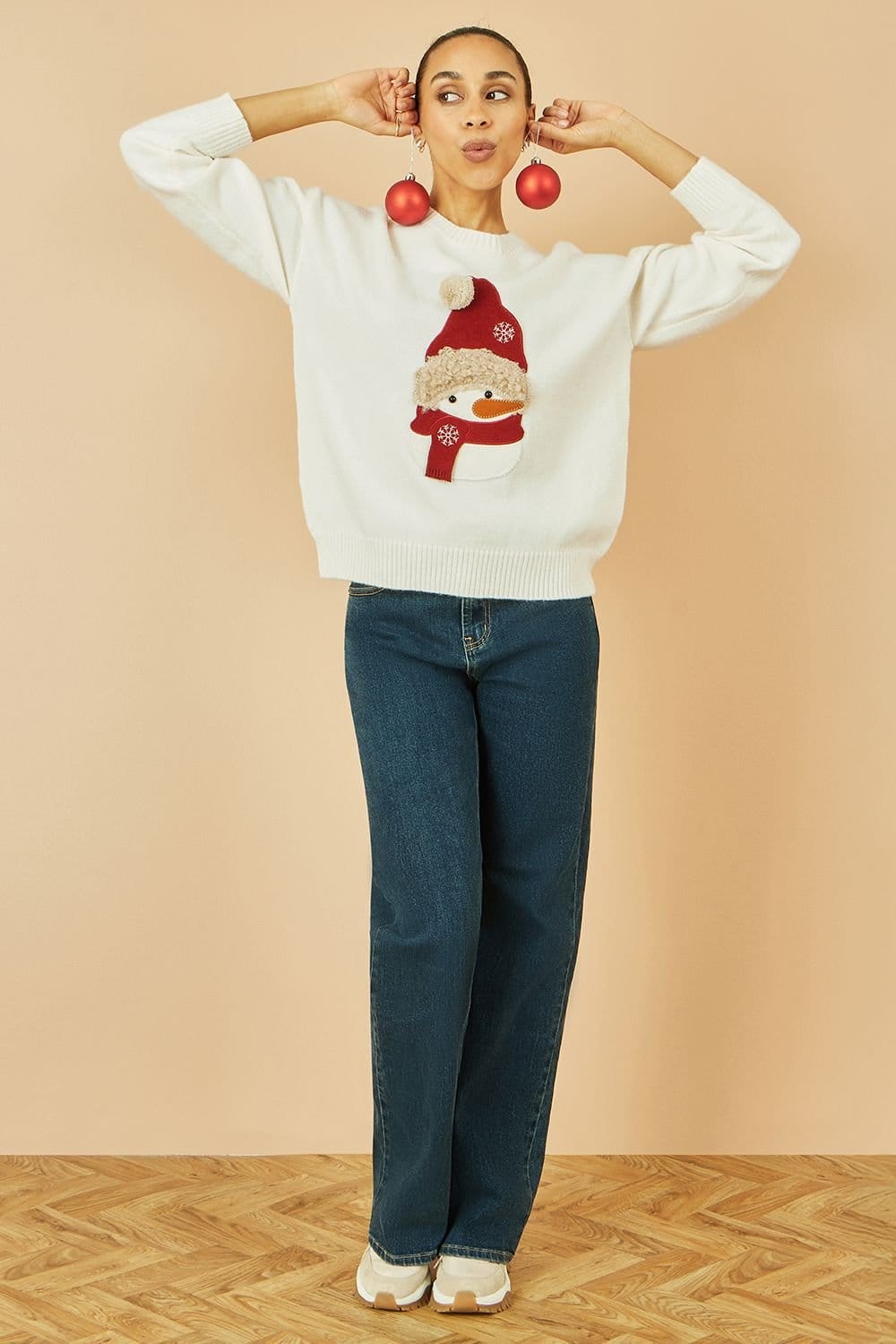 Yumi Yumi Women's White Christmas Jumper With Applique Snowman - 4