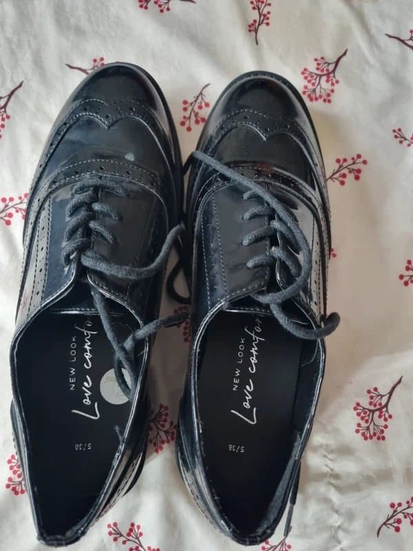 New Look Girls school shoe new look