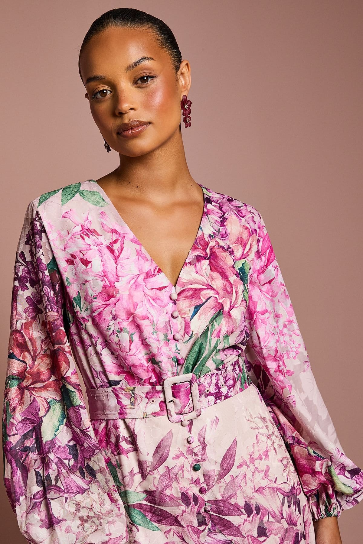 Coast Coast Women's Petite Long Sleeve Chiffon Midaxi Dress With Belt in Pink - 4