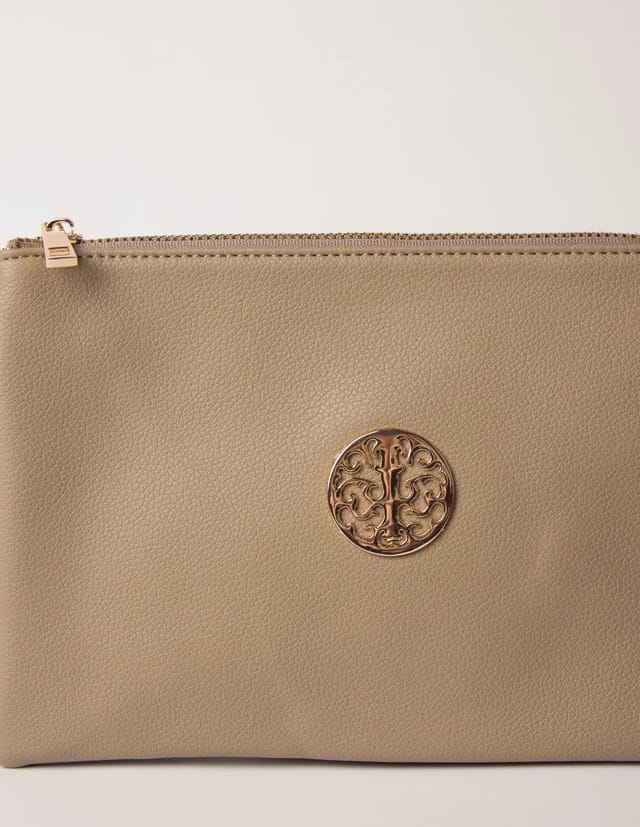 Blue Vanilla Clutch With Detachable Strap - 3