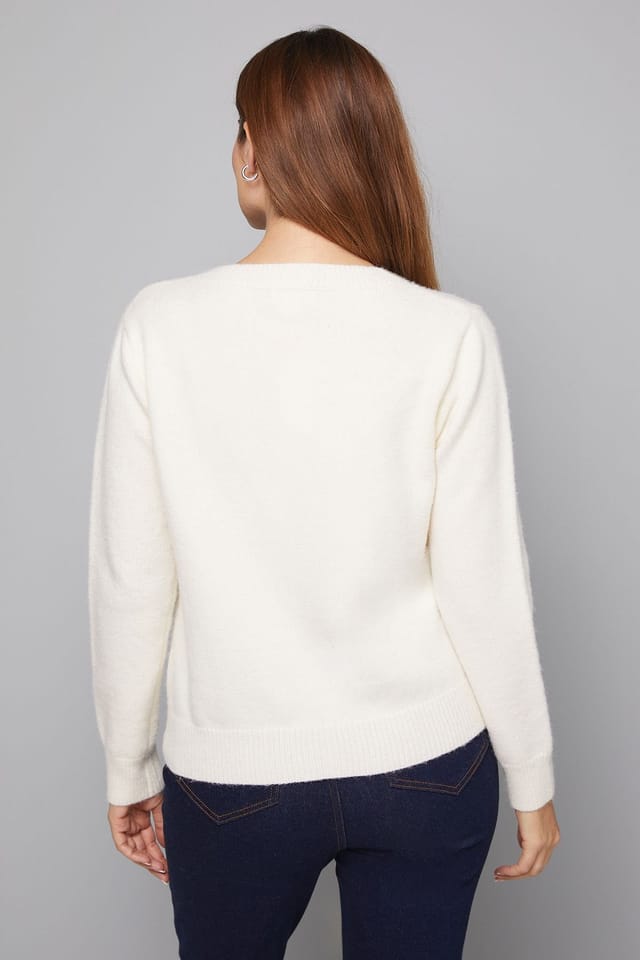 Wallis Wallis Women's Embellished Neck Trim Jumper in Ivory - 3