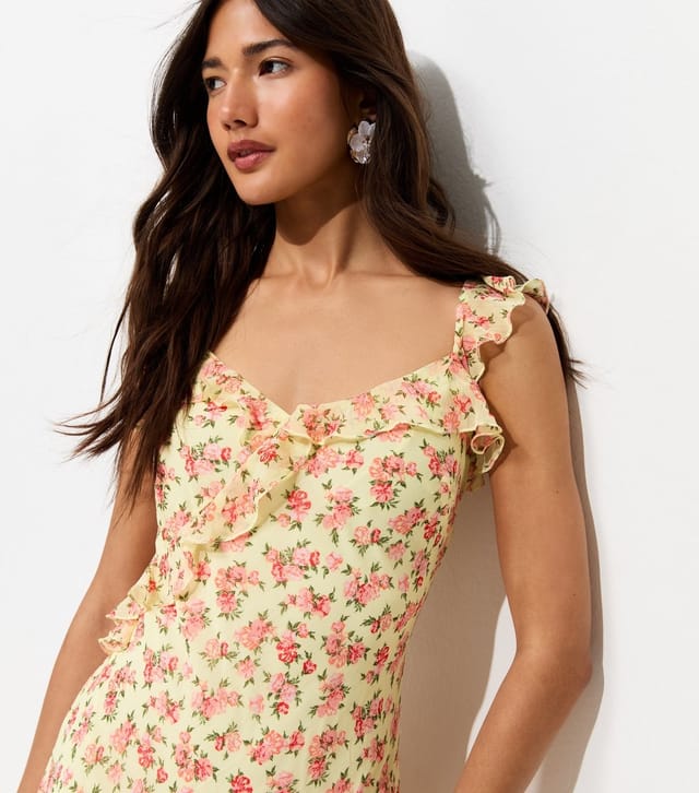 New Look Women's Yellow Chiffon Floral Ruffled Maxi Dress New Look - 2