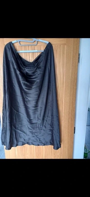 New Look Women’s silk Skirt - 1