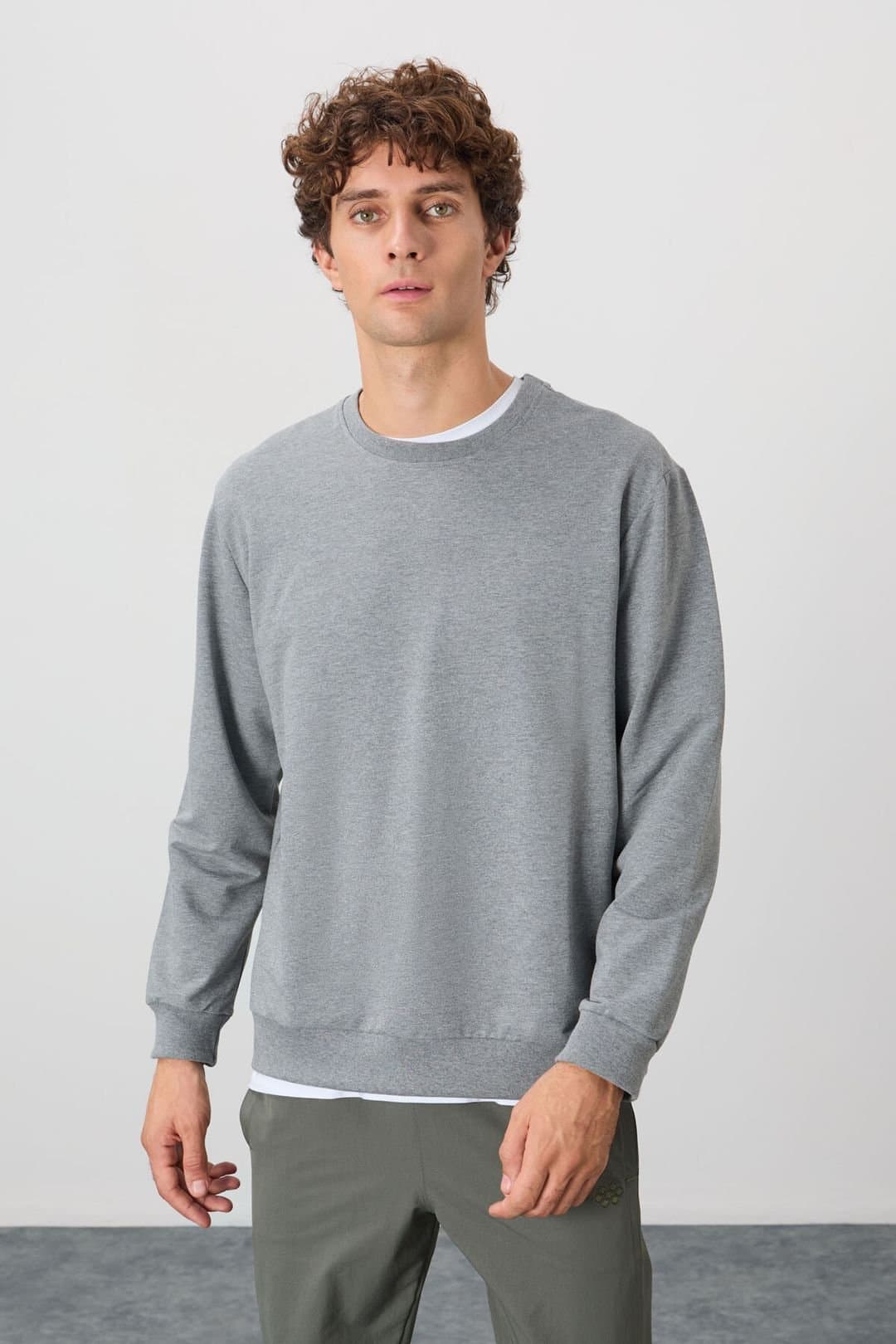 Tommy Life Tommy Life Men's Plain Crew Neck Sweatshirt in Light Grey