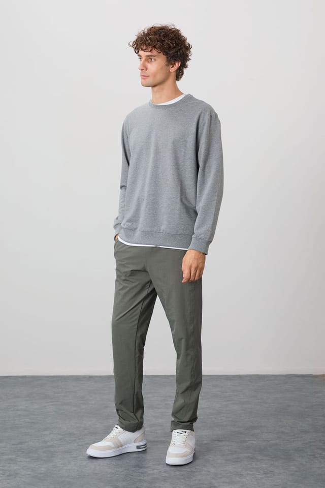 Tommy Life Tommy Life Men's Plain Crew Neck Sweatshirt in Light Grey - 3