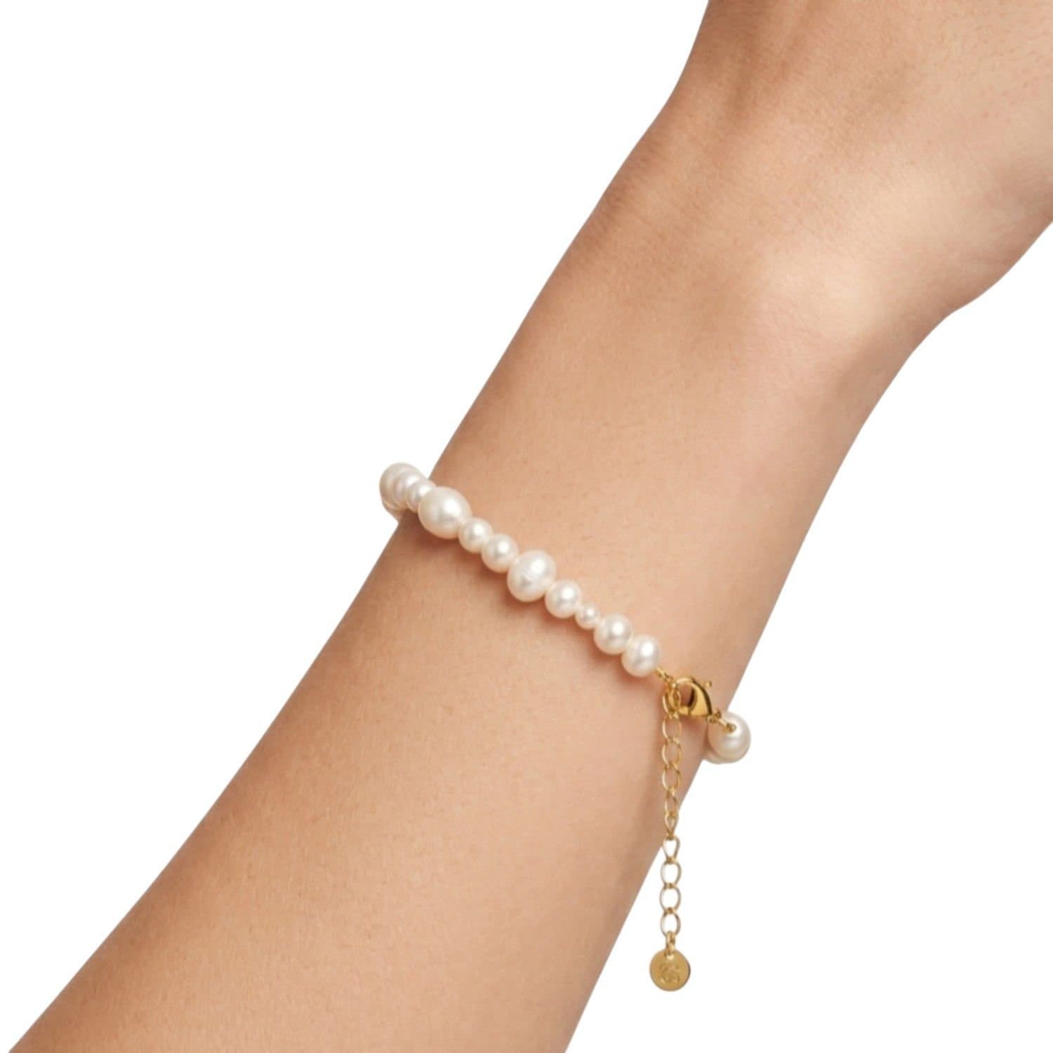 Gold Trip Gold Trip Women's Timeless Pearl Bracelet in White