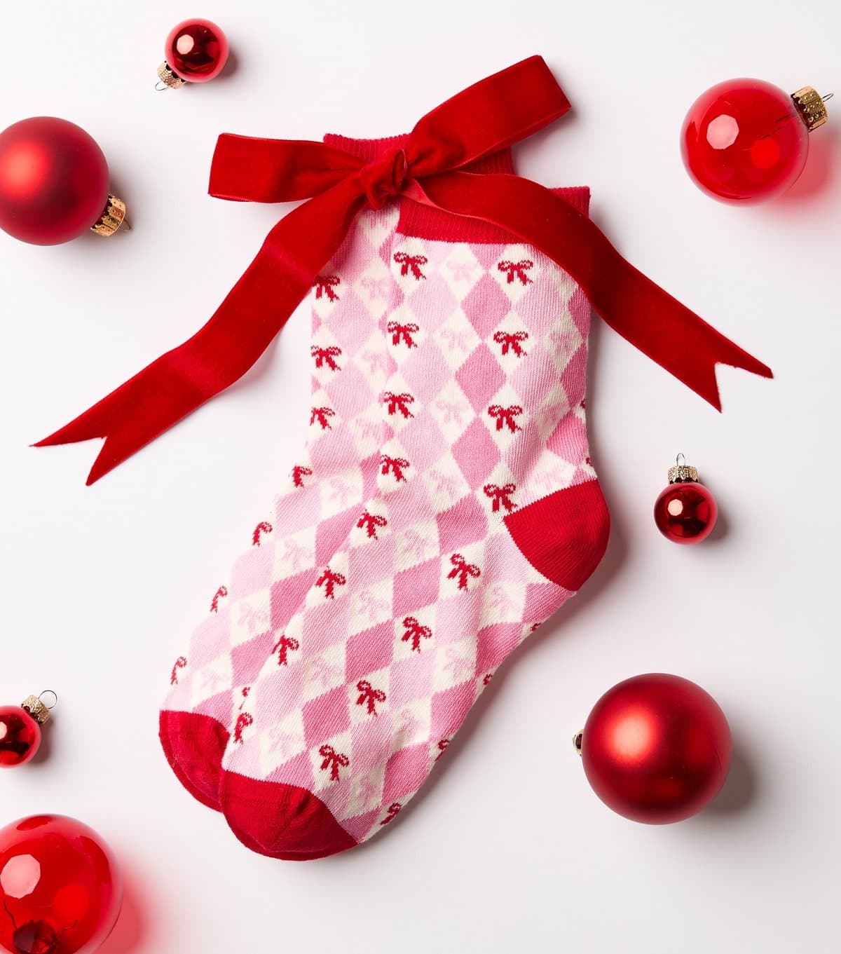 New Look Pink Cotton Rich Christmas Bow Argyle Pattern Ankle Socks New Look