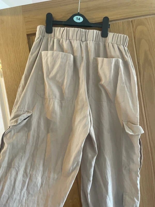 New Look beige cargo pants