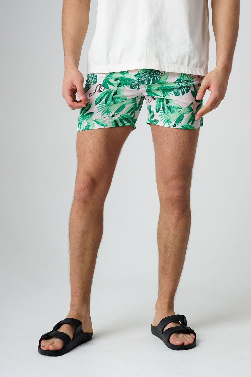 Influence Influence Men's Tropical Monkey Print Elasticated Shorts in Green