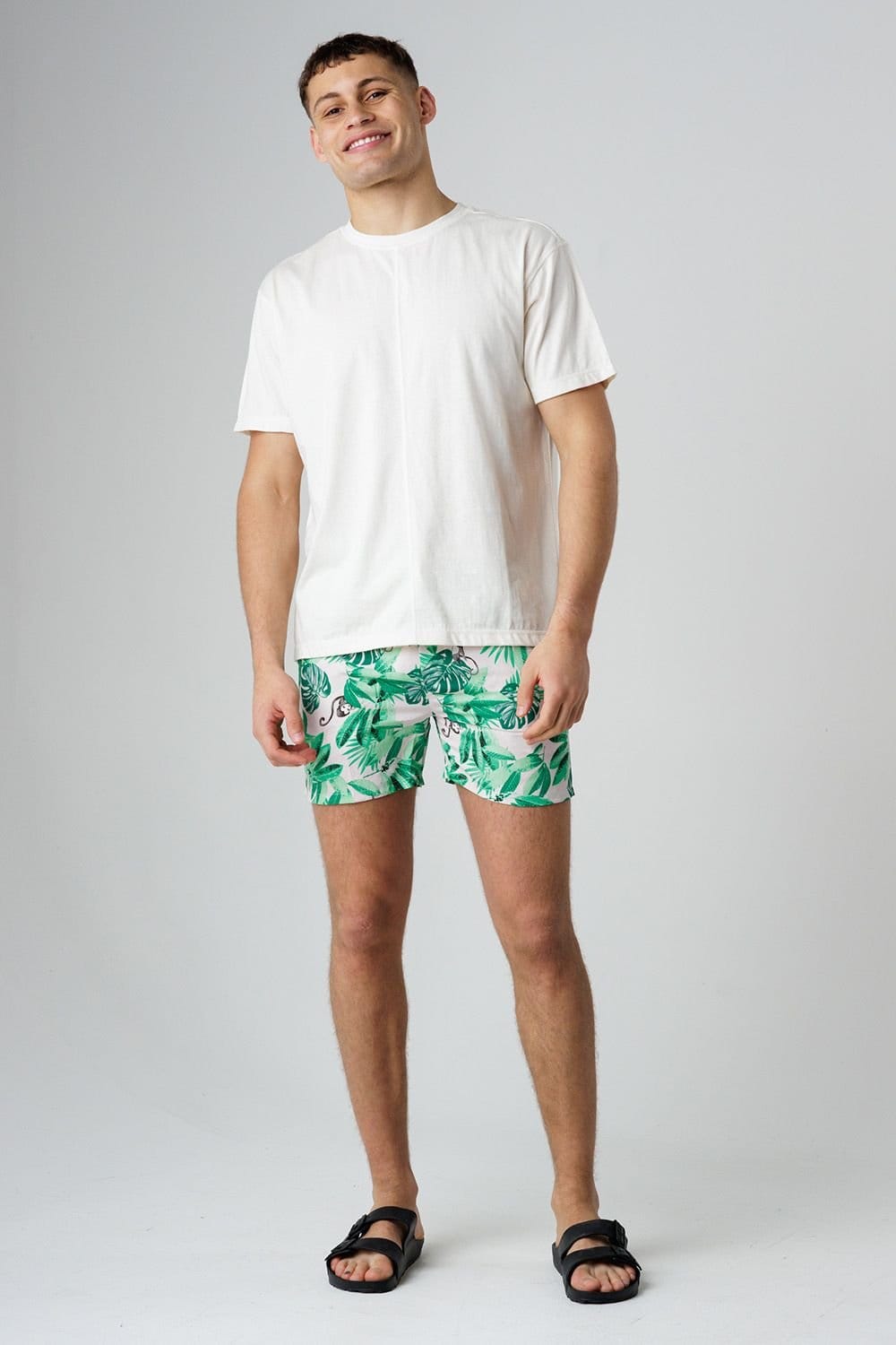 Influence Influence Men's Tropical Monkey Print Elasticated Shorts in Green - 4