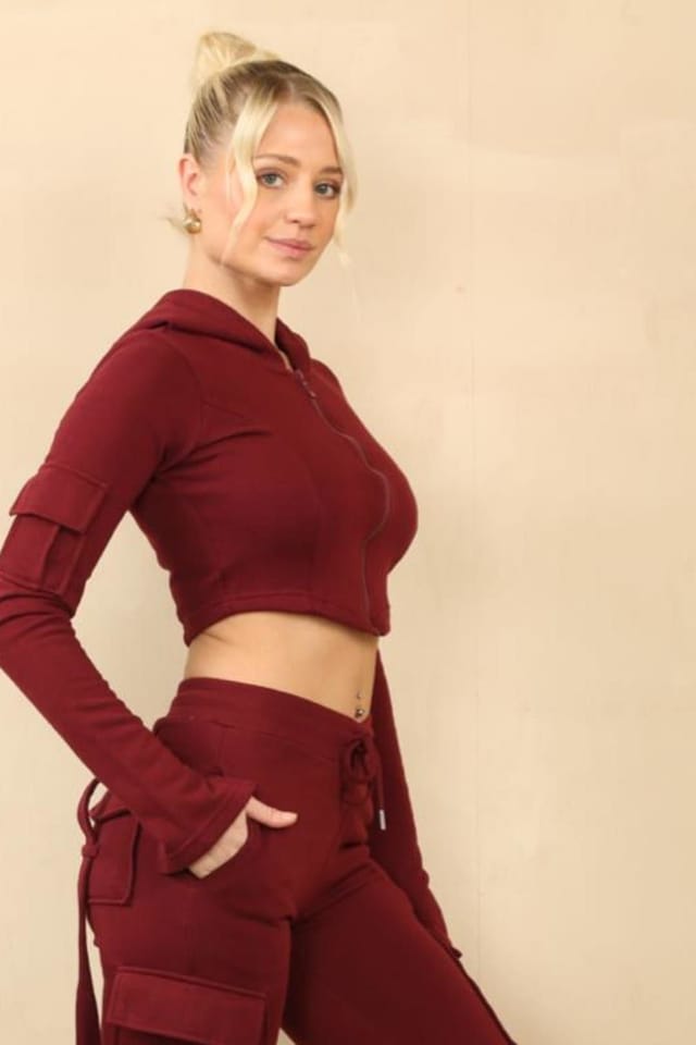 STYLEWISE STYLEWISE Women's Loopback Cropped Zip Up Hoodie - Cargo Trousers Co-ord Set in Wine - 2