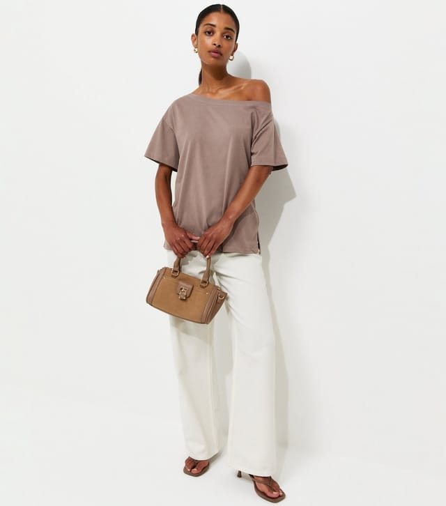New Look Women's Brown Cotton Off The Shoulder T-Shirt New Look - 3