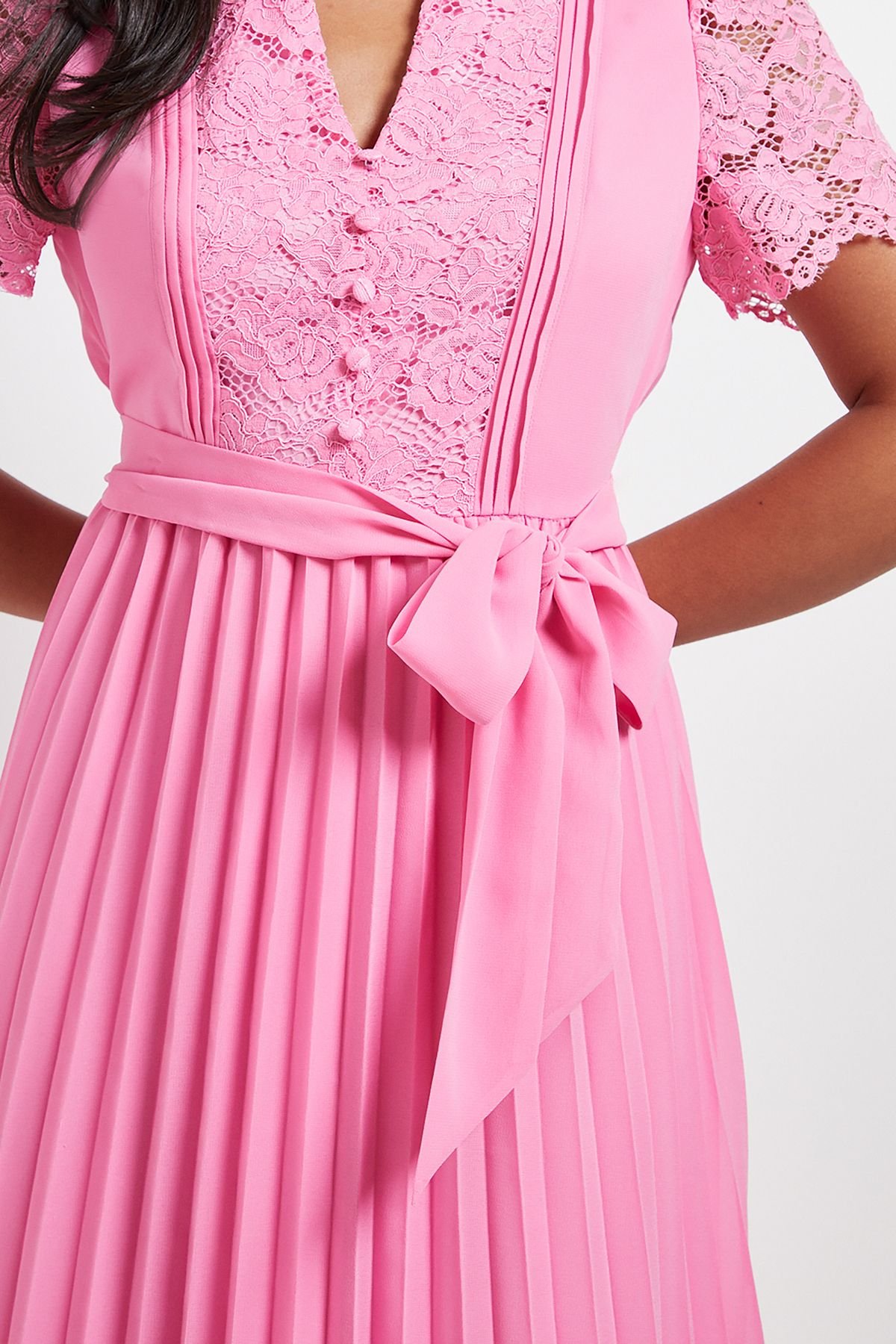 Wallis Wallis Women's Petite Lace Collarless Pleated Midi Dress in Pink - 4