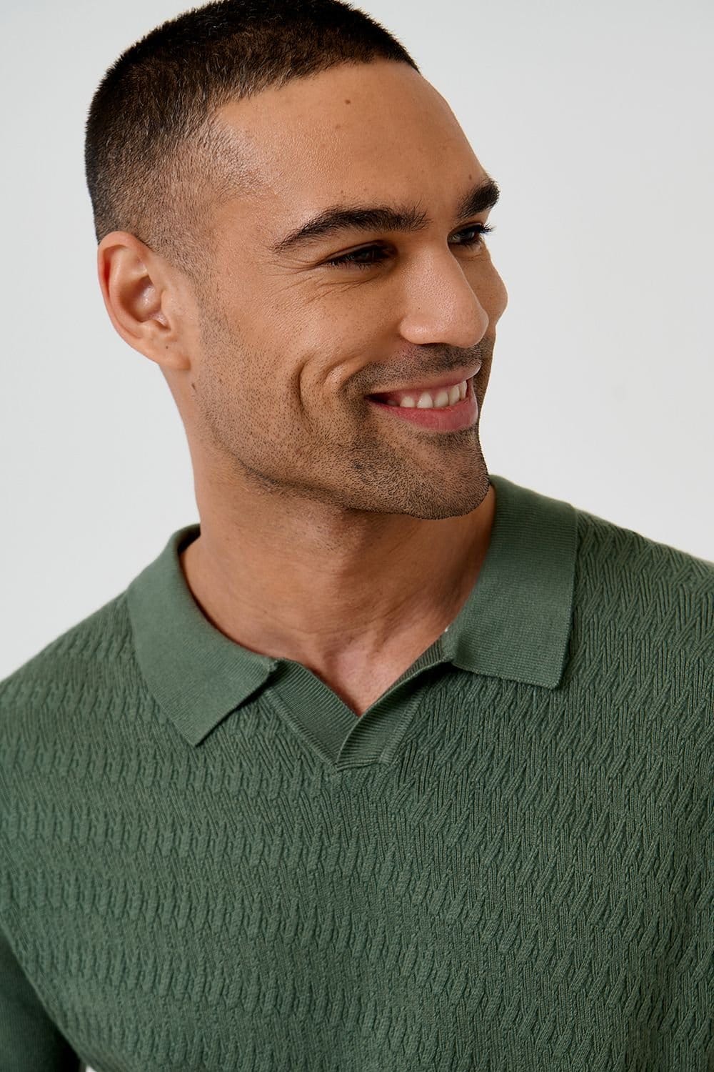 Threadbare Threadbare Men's Textured Knit Trophy Neck Polo in Green - 4