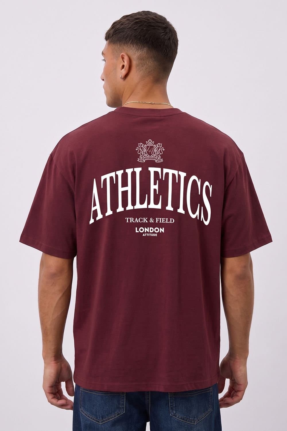 LONDON ATTITUDE LONDON ATTITUDE Men's Athletics Premium Graphic T-Shirt in Burgundy