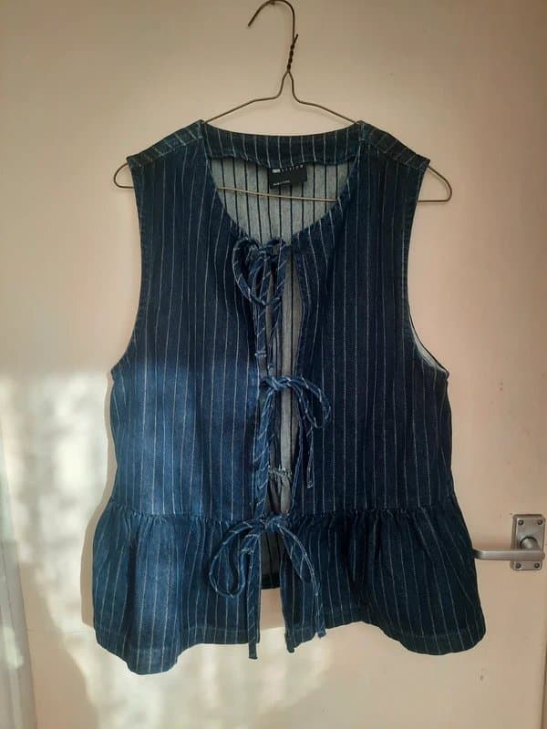 ASOS Asos denim tie up top size M
