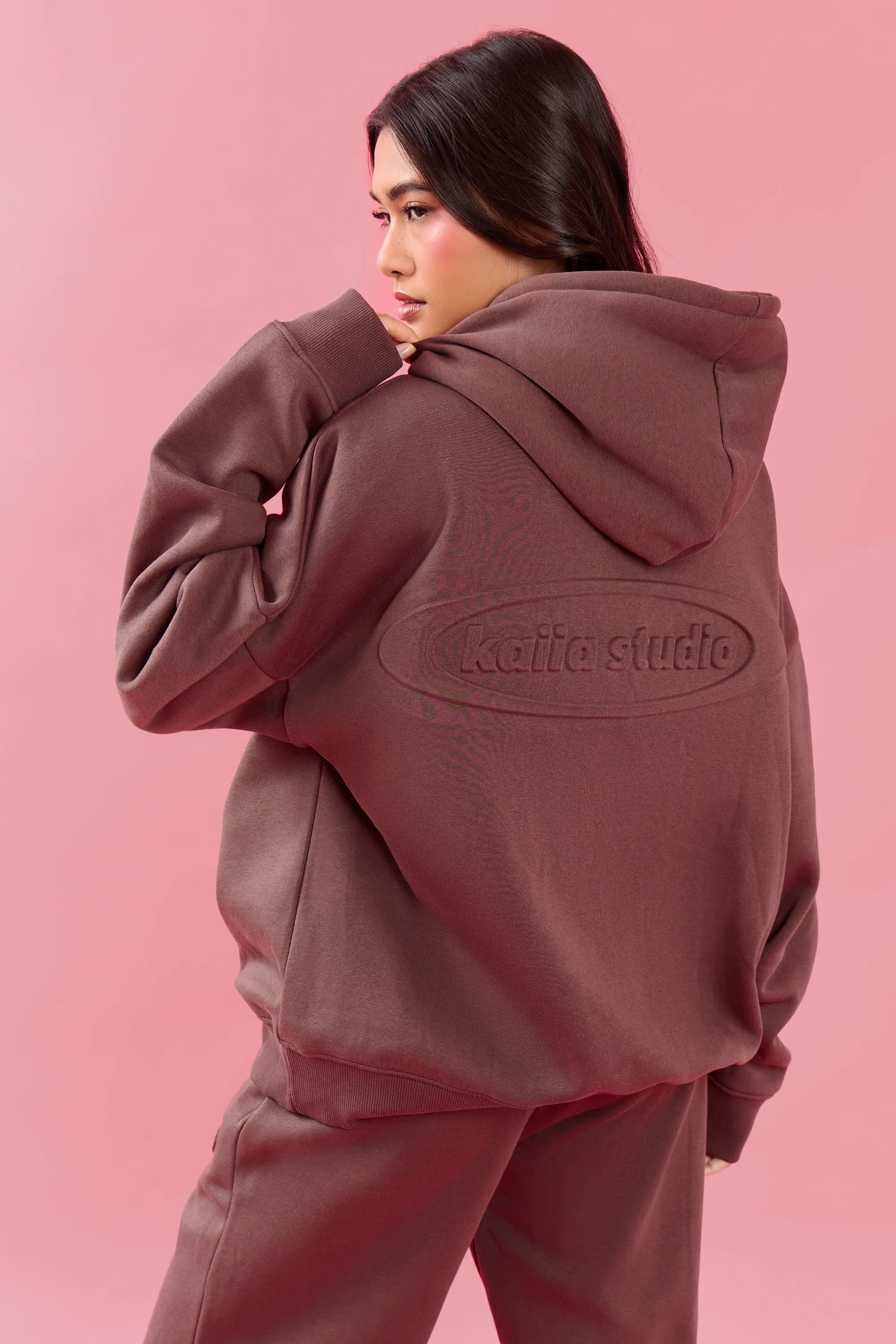 Kaiia Kaiia Oversized Embossed Hoodie in Cocoa Brown