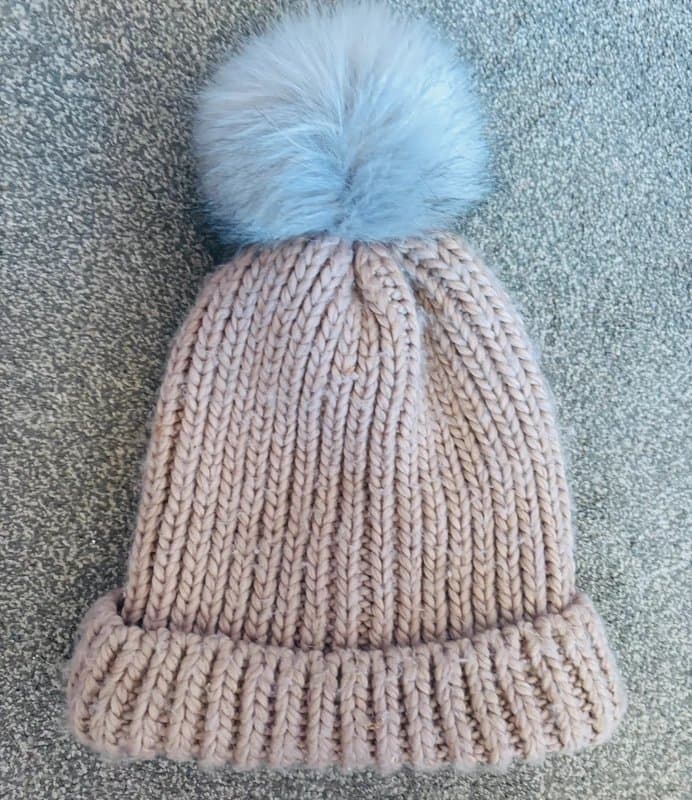 New Look New look thick pink bobble hat winter warm same day post