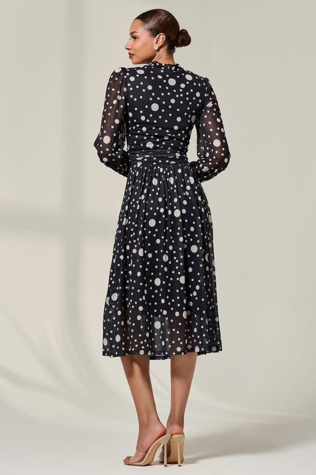 Jolie Moi Jolie Moi Women's Crew Neck Pleated Long Sleeve Midi in Black - 2