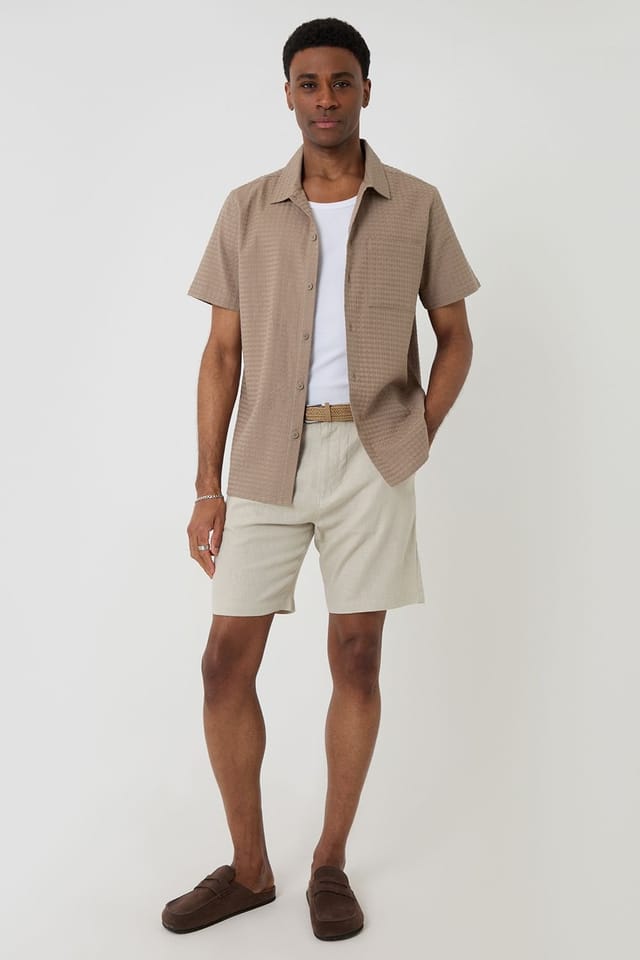 Threadbare Threadbare Men's Textured Cotton Short Sleeve Shirt in Taupe - 3