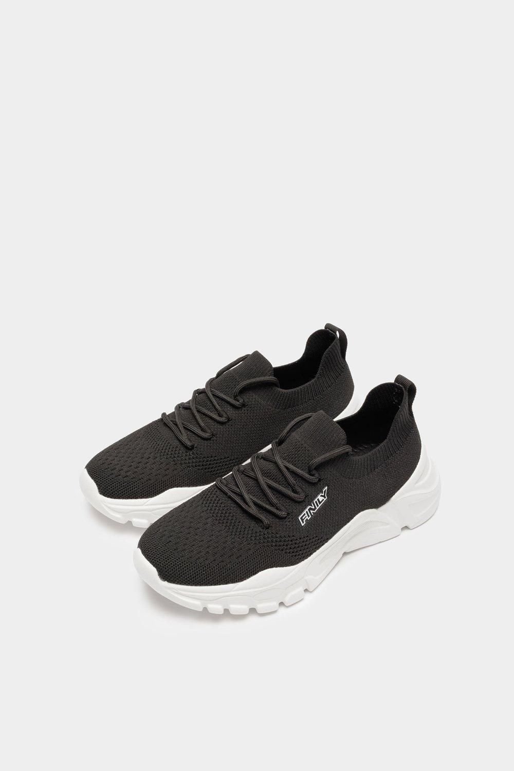 Finily Finily Women's Warmup Lightweight Trainer in Black - 4