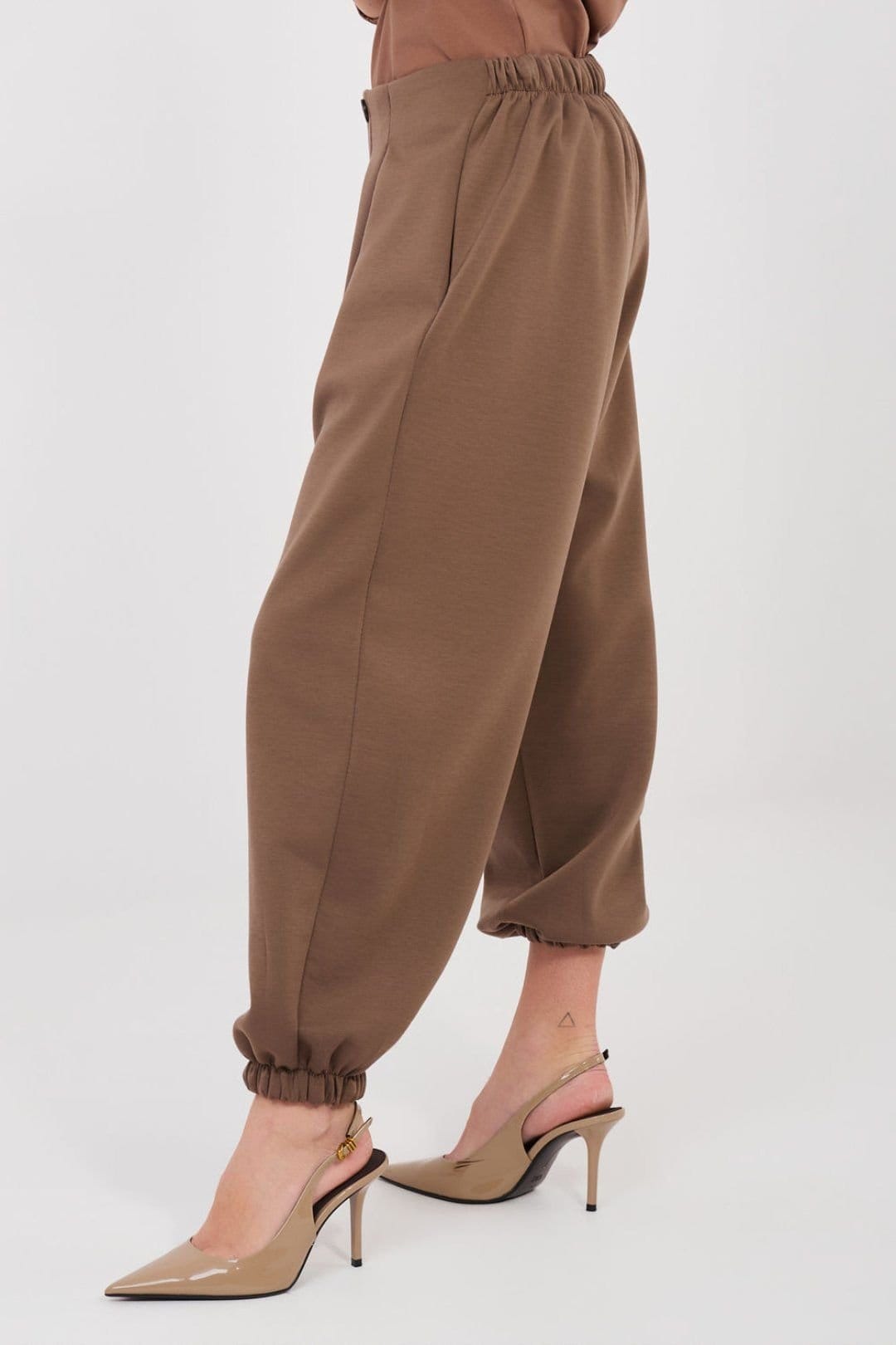 Love Lace Love Lace Women's Viscose Elastane Jogger Sweatpants with Pleats in Brown - 4