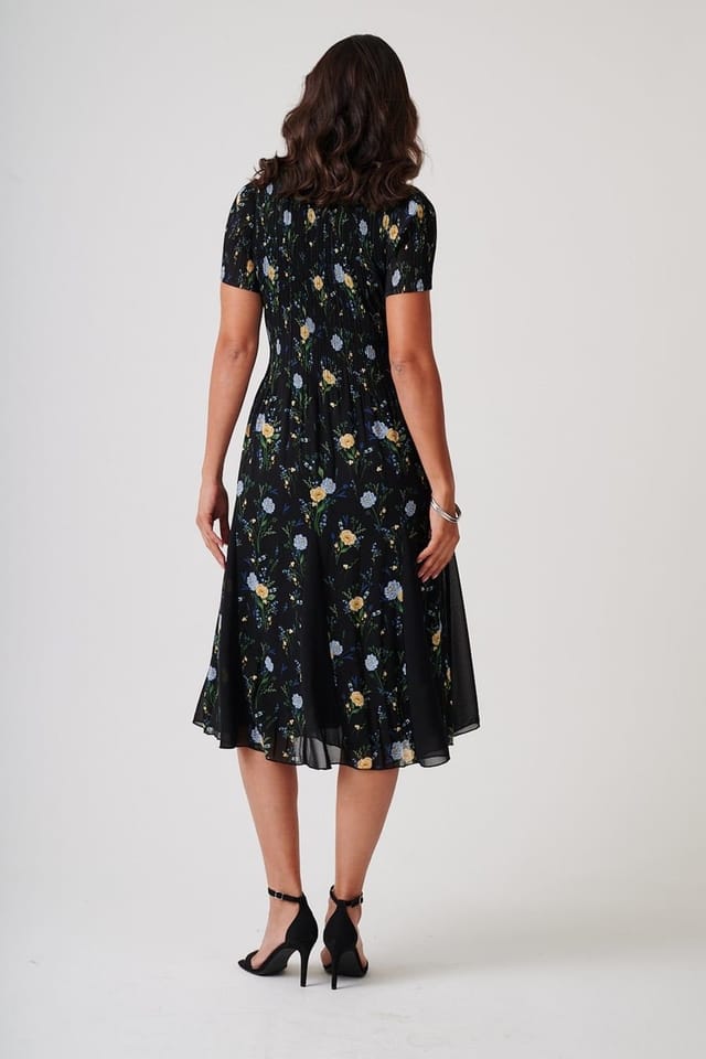 Anna Rose Anna Rose Women's Garden Print Pleated Midi Dress in Black - 3