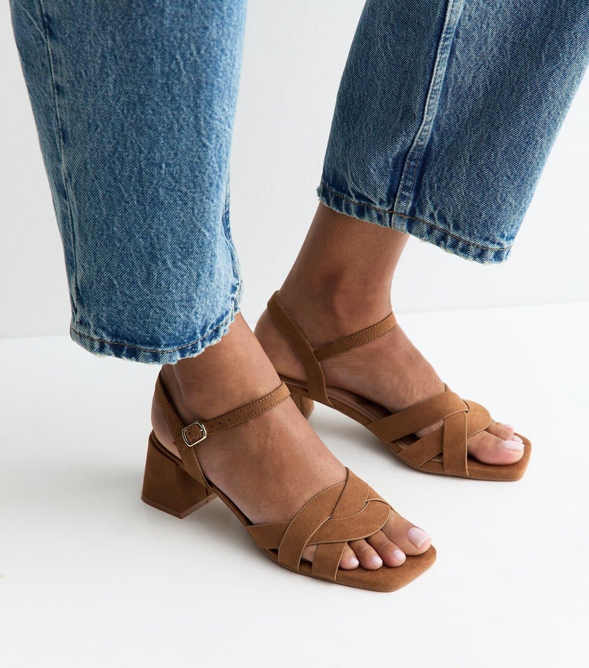 New Look Women's Wide Fit Tan Faux Suede Woven Strap Sandals Vegan New Look