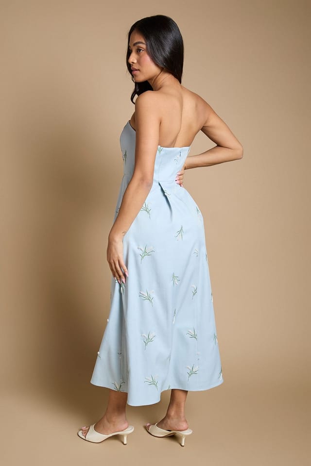 Oasis Oasis Women's Petite Embroidered Strapless Sweetheart Midi Dress in Pale Blue - 3