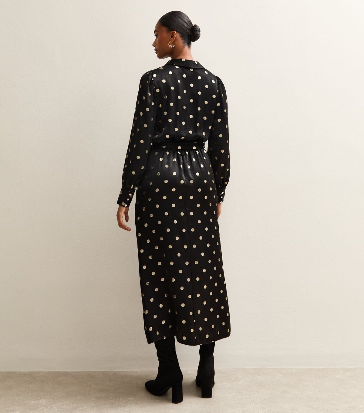 New Look Women's Black Spot Print Satin Wrap Midi Dress New Look - 4