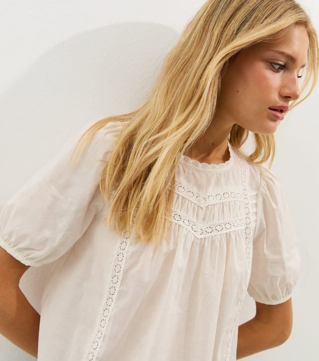New Look Women's White Trimmed Blouse New Look - 2