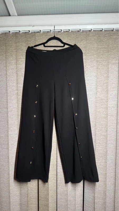 Made In Italy Made In Italy Black Wide Leg Trousers Button Detail Size UK 12