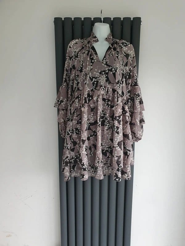Mint Velvet Grey Floral Ruffle Mini Dress – Size 6