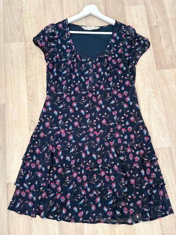 Crew Clothing Company Crew clothing co ditsy floral ruffle dress size 10