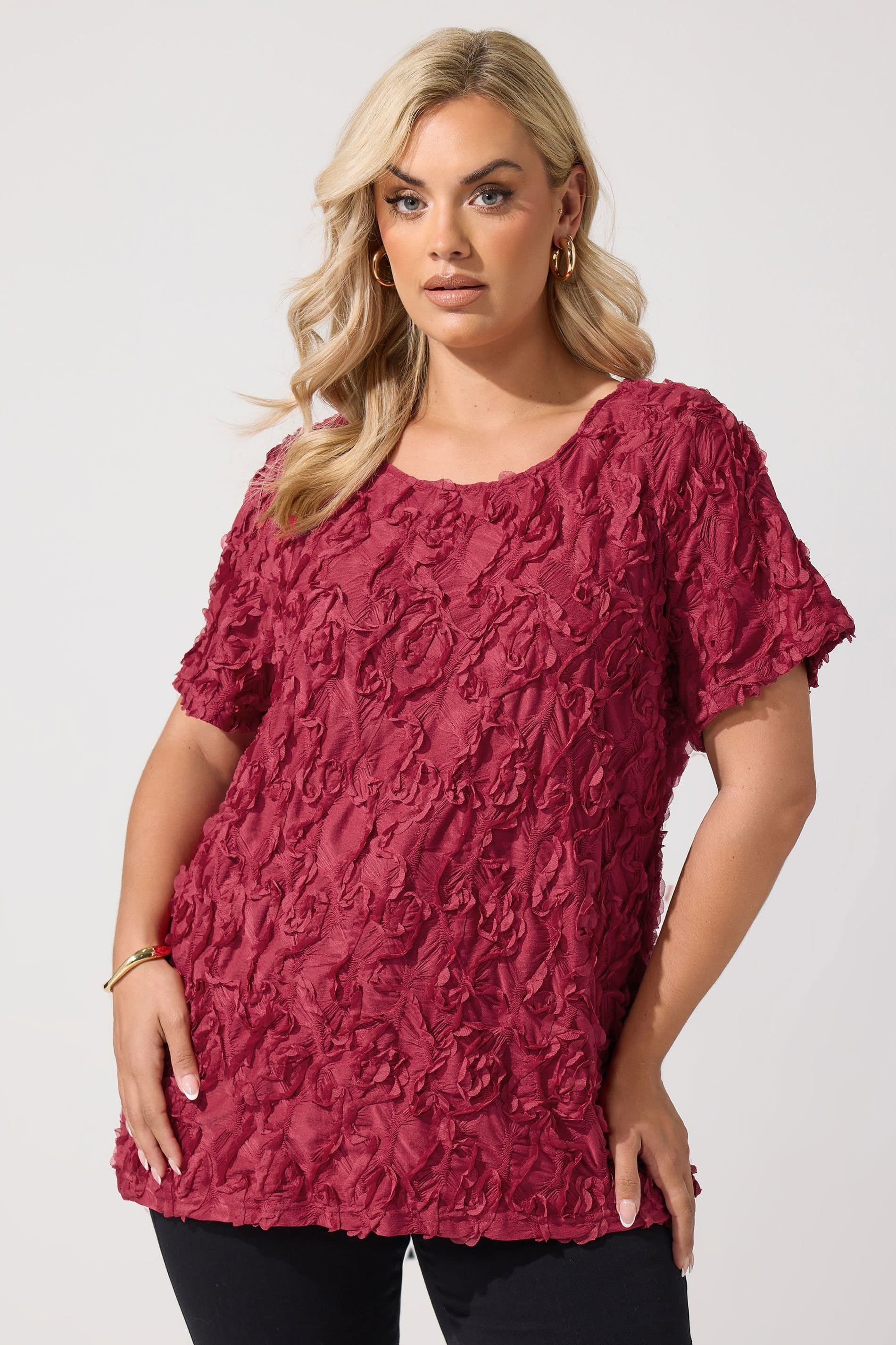 Yours Yours Women's Textured Abstract Blouse in Red