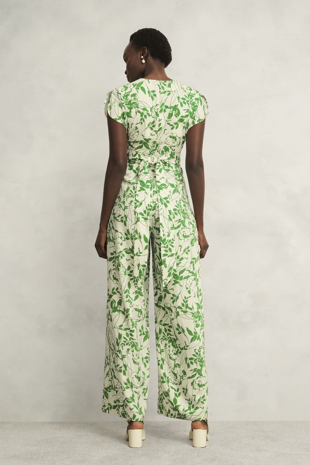 Hobbs London Hobbs London Women's Cressida Short Sleeve Wide Leg Jumpsuit in Cream - 4