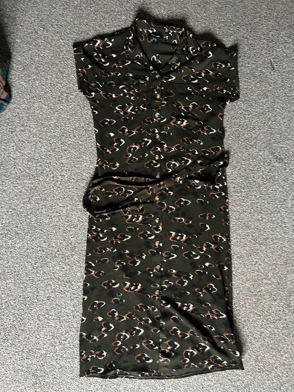New Look Dark Green Leopard Print Midi Dress