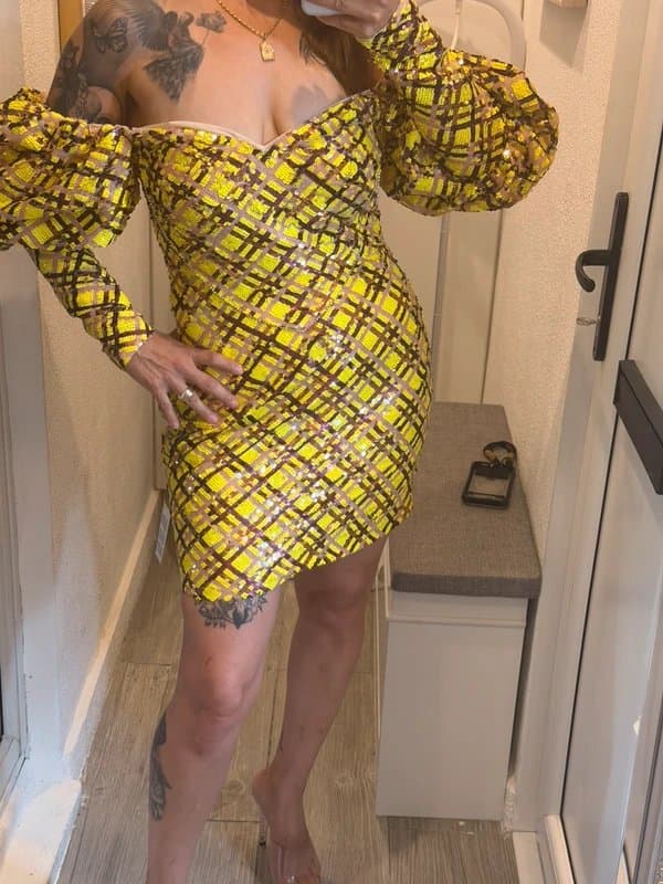Asos luxe The ASOS Luxe Sequin Puff Sleeve Mini Dress in Check is a stylish and eye-catching uk 12-14