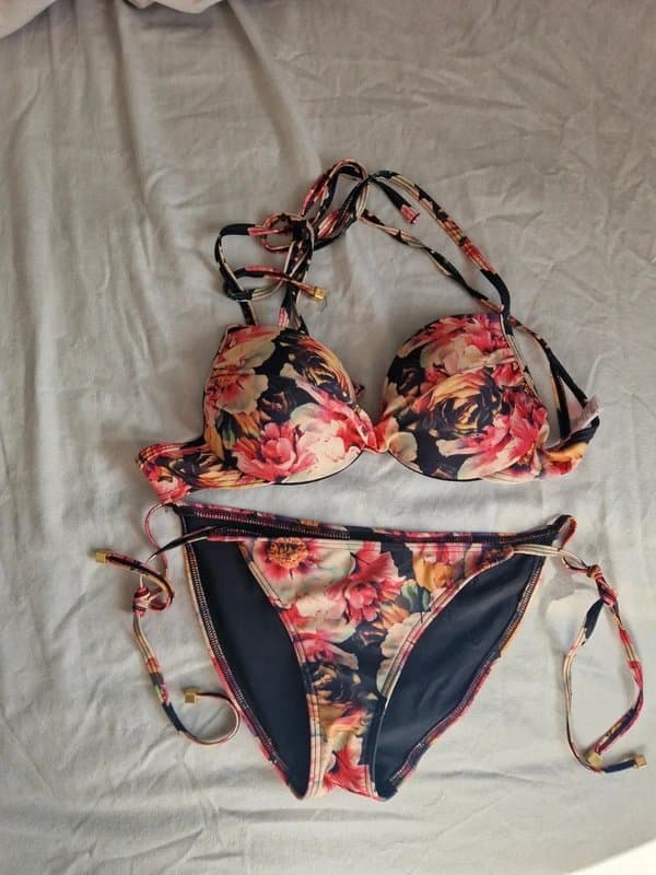 Topshop Floral bikini size 8,topshop
