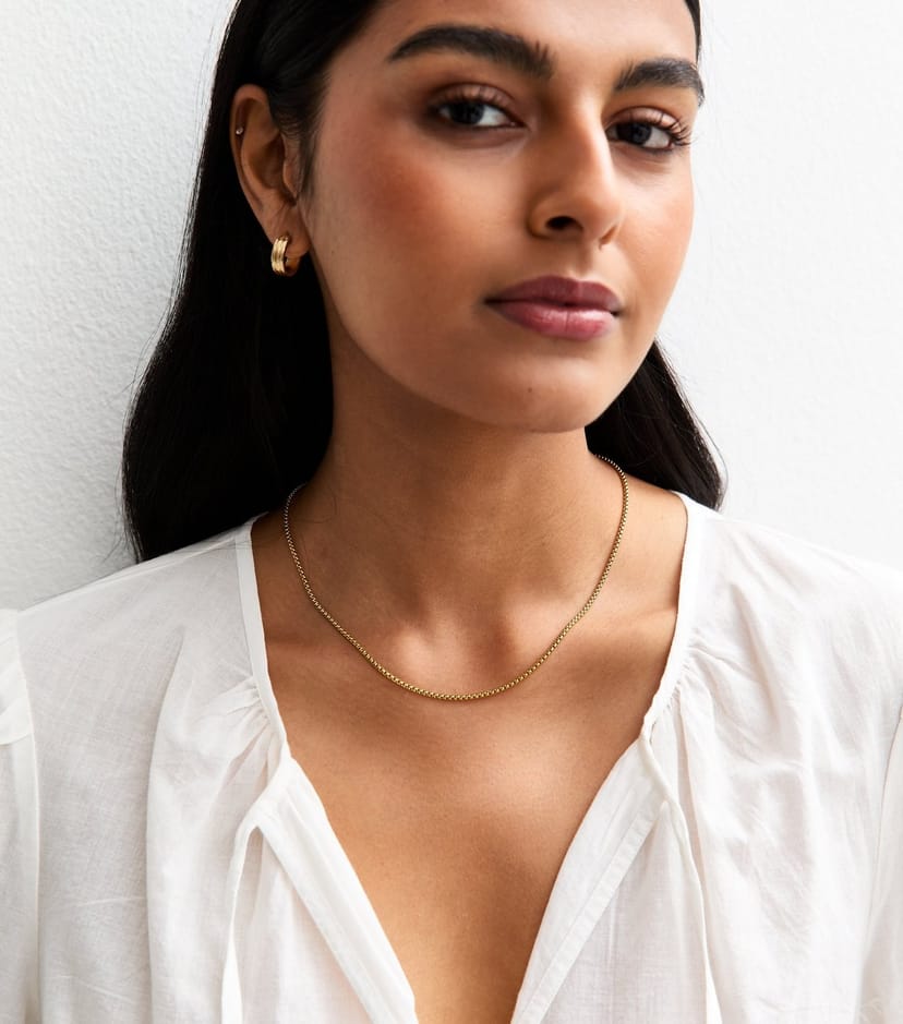 New Look Gold Tone Waterproof Chain Necklace New Look - 1