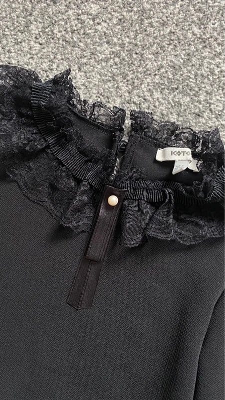 Koton Black Lace Neck Special Top